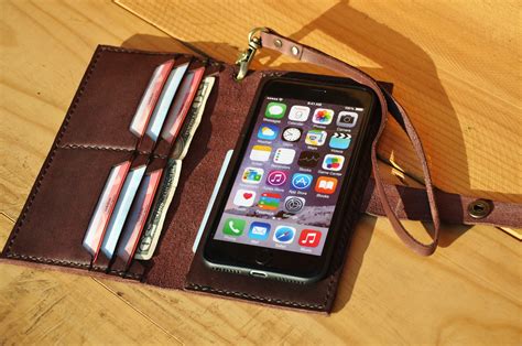 Amazon.com: Iphone 7 Plus Wristlet Wallet Case.